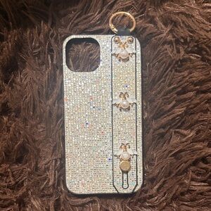 Elegant Gold and White iPhone 14 glitter Case